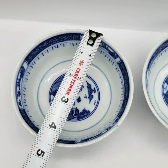 Beautiful! Set Of Three  Blue & White Oriental Dipping Bowls & One Sauce Bowl - Picture 11 of 11